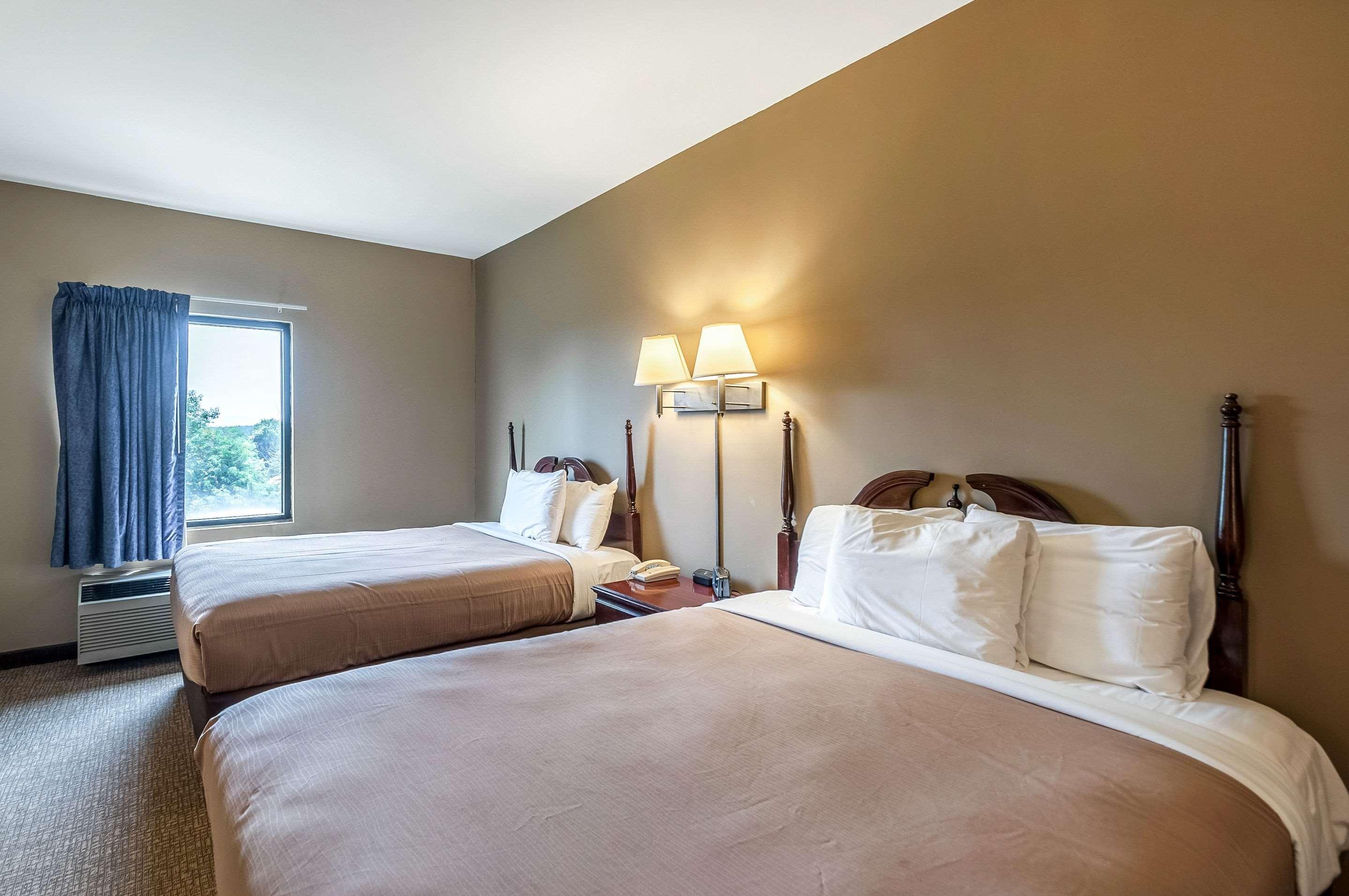 Middletown Econo Lodge Inn & Suites מראה חיצוני תמונה